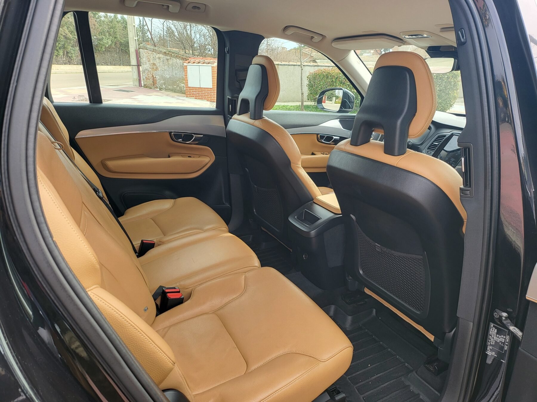 VOLVO XC90 MOMENTUM D5