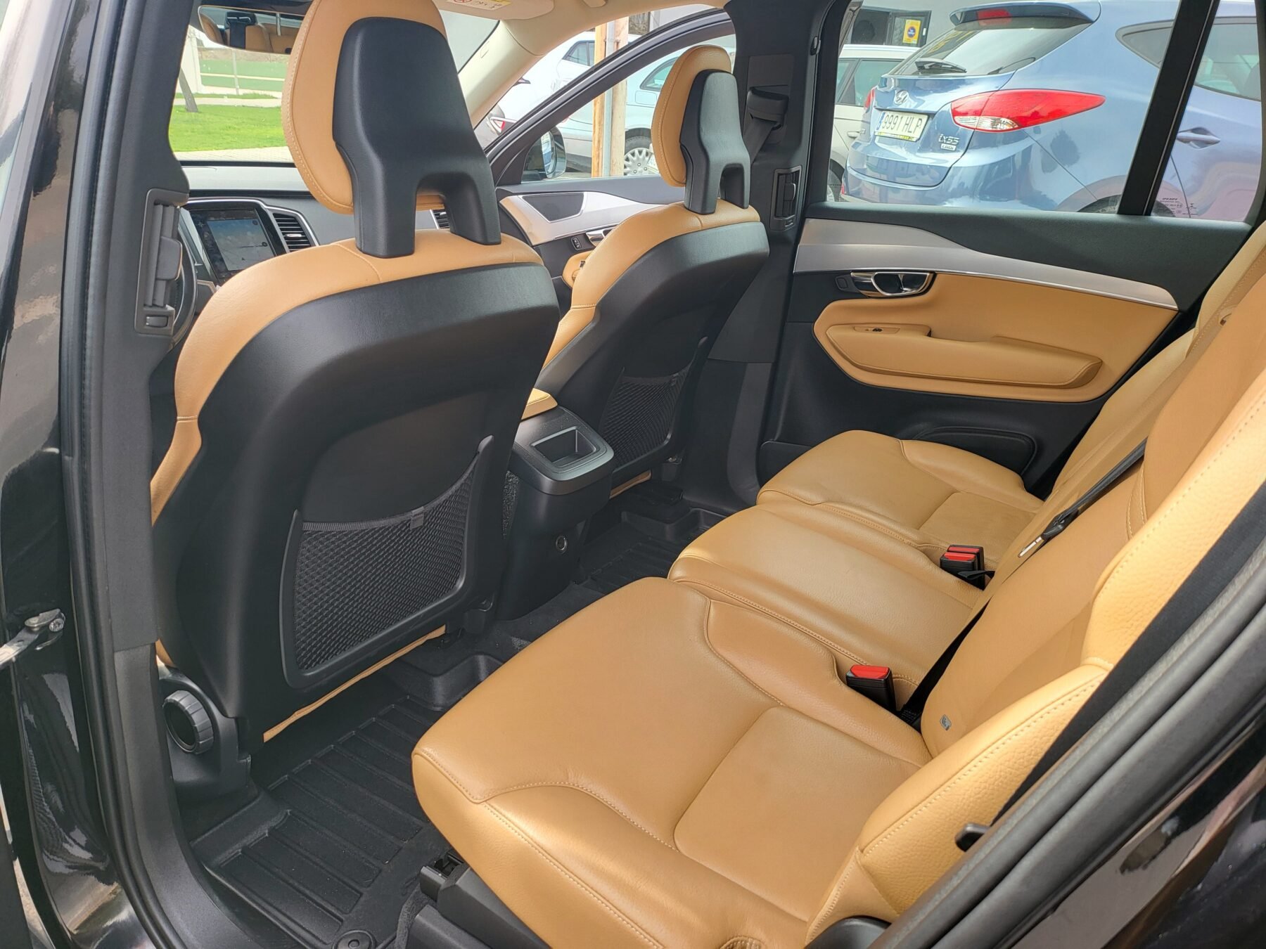 VOLVO XC90 MOMENTUM D5