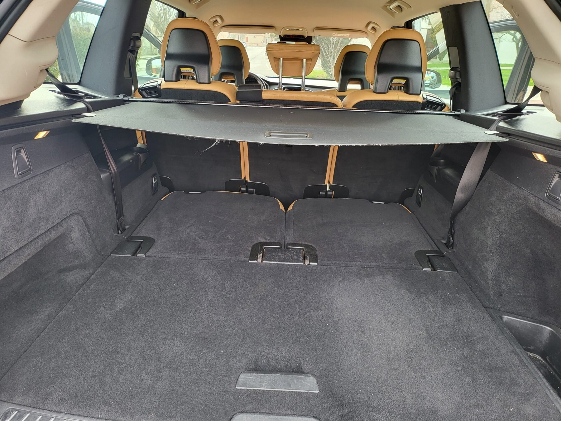 VOLVO XC90 MOMENTUM D5