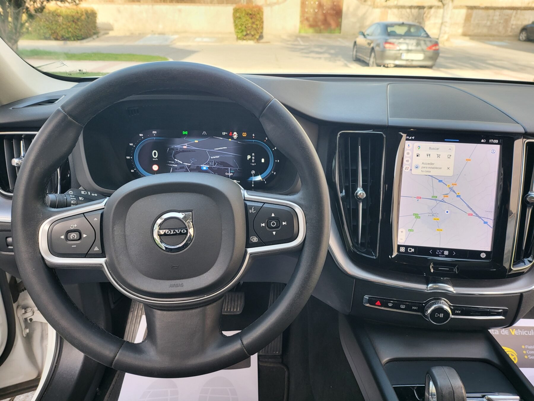 VOLVO XC60 B4 D Momentum Pro