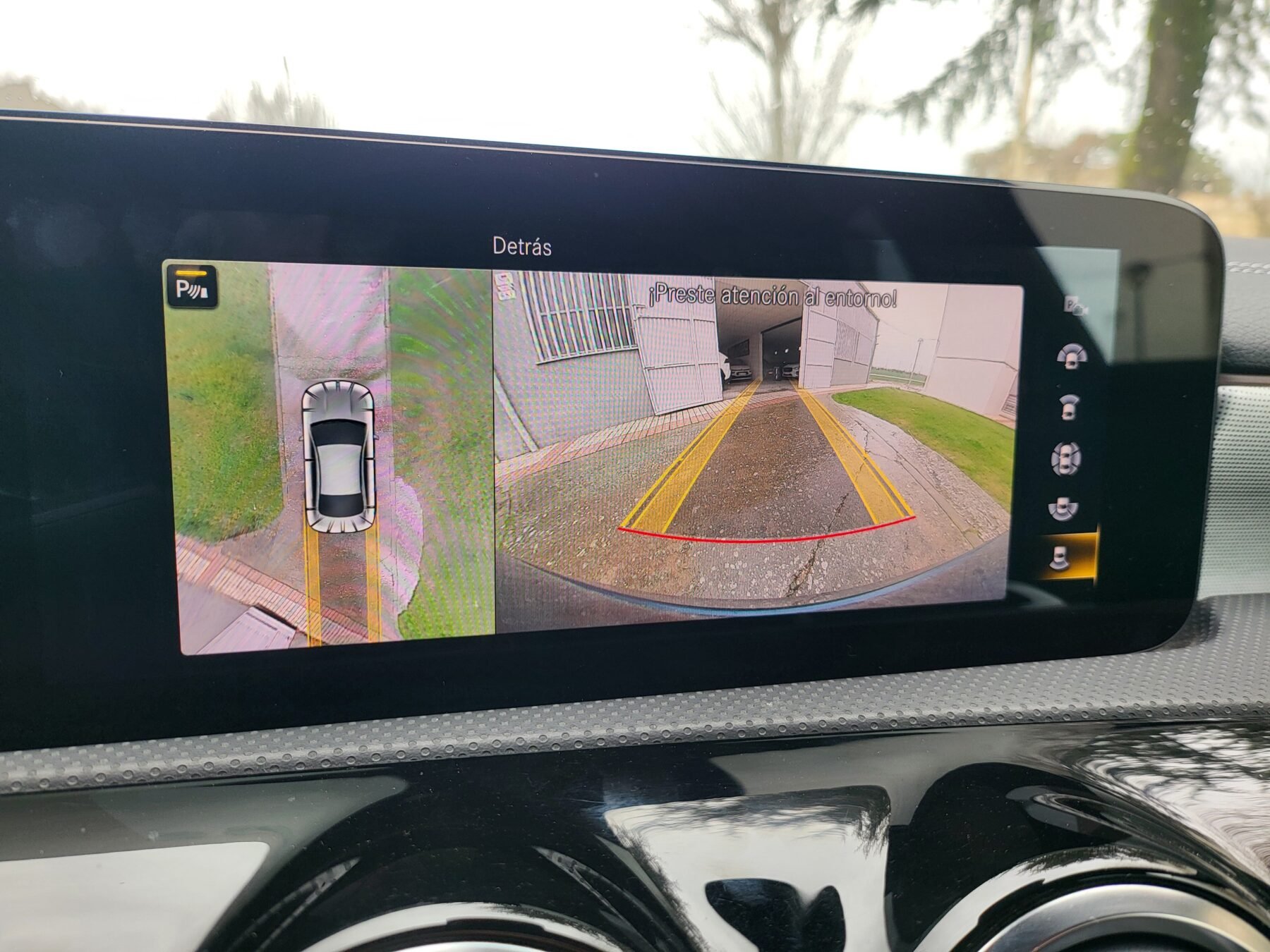 MERCEDES-BENZ CLA 200 D AMG EDITION