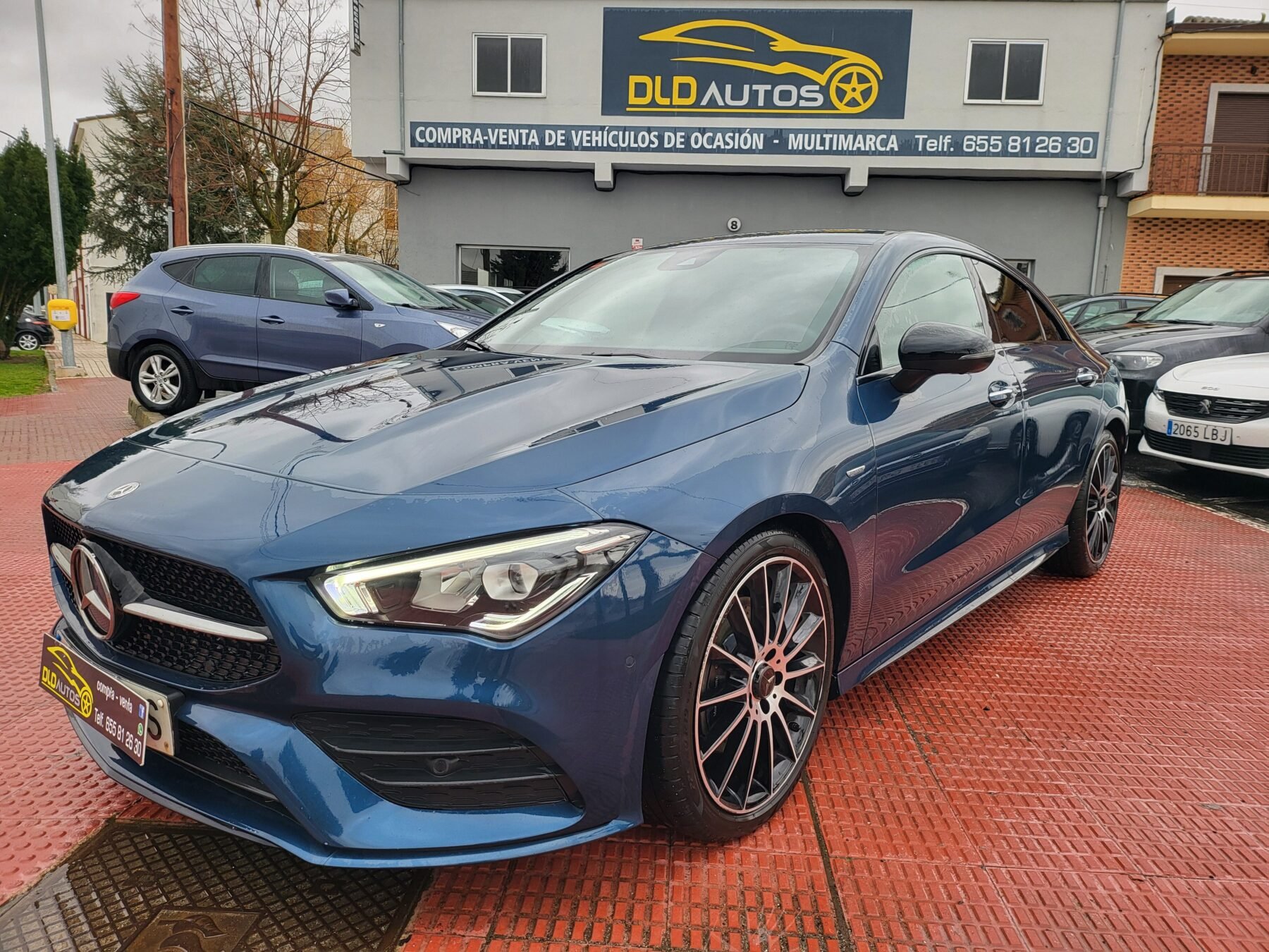 MERCEDES-BENZ CLA 200 D AMG EDITION