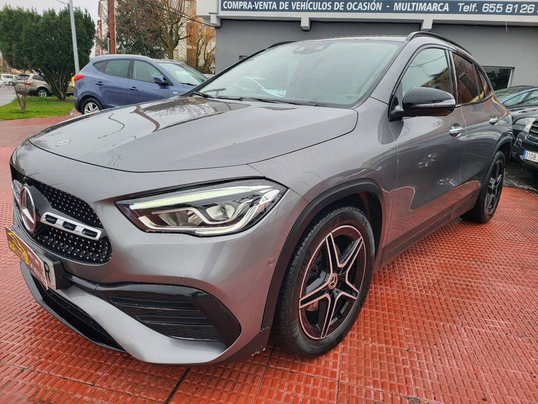 MERCEDES-BENZ GLA 200 D AMG