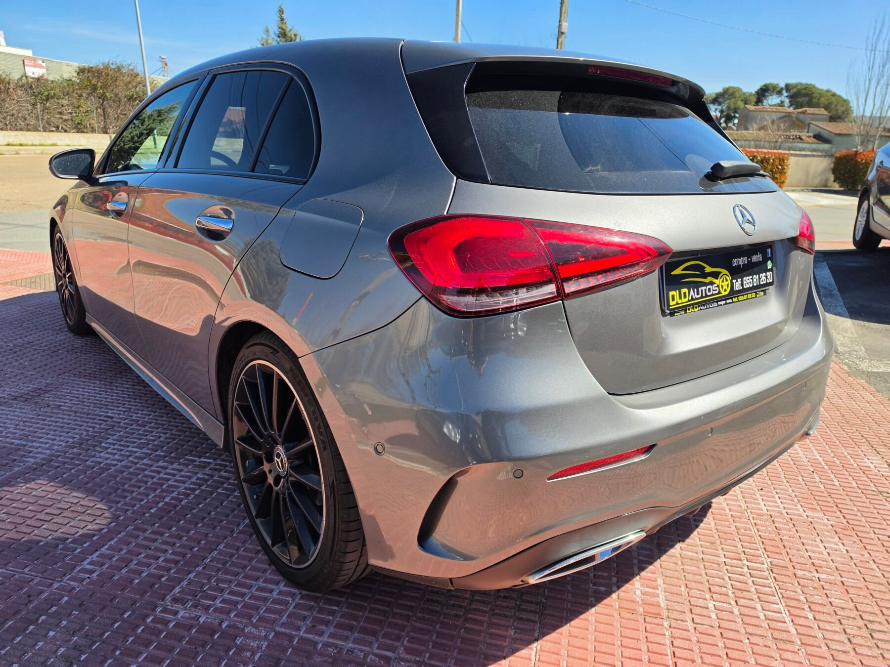 MERCEDES-BENZ A 180 D AMG