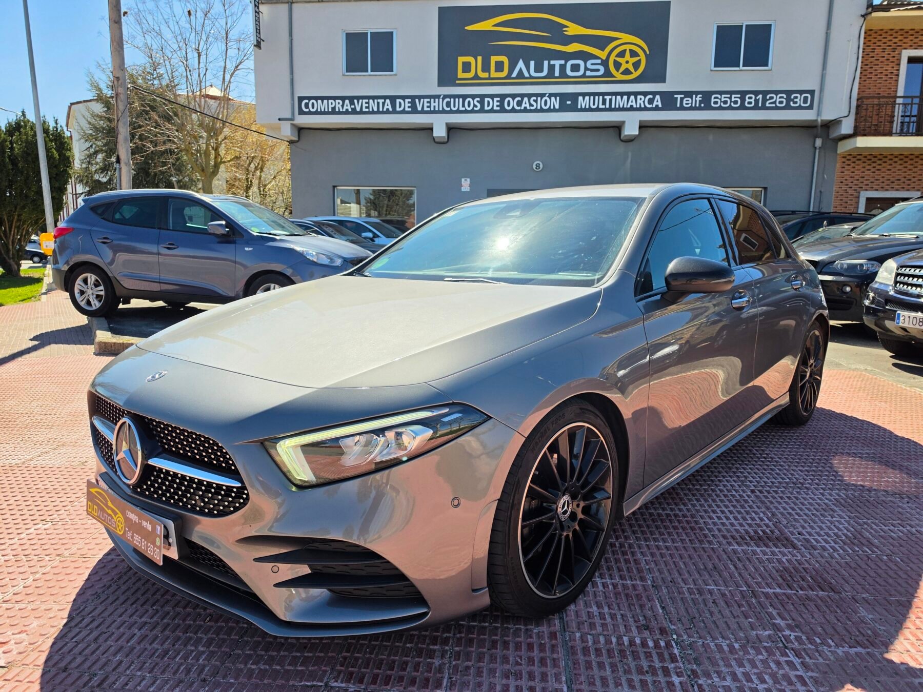 MERCEDES-BENZ A 180 D AMG