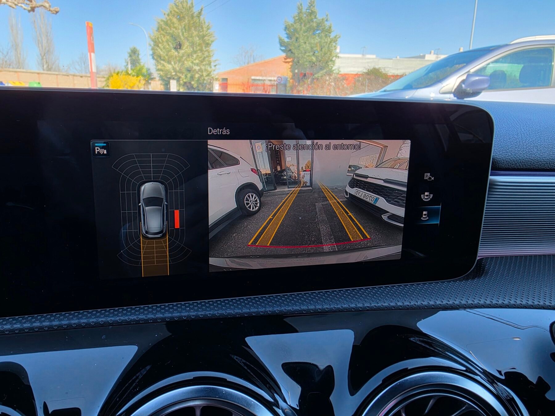 MERCEDES-BENZ A 180 D AMG