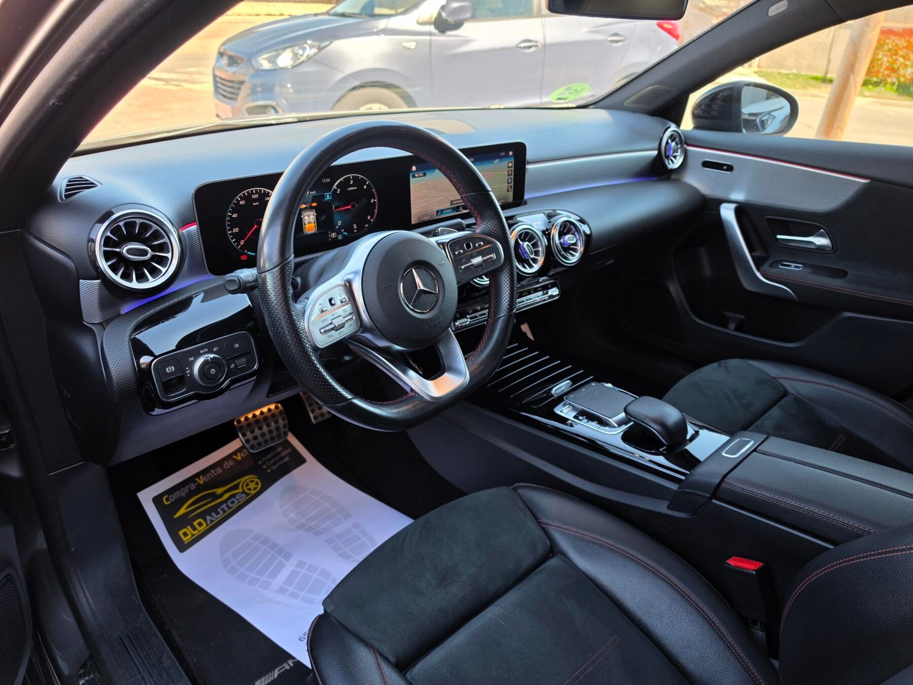 MERCEDES-BENZ A 180 D AMG