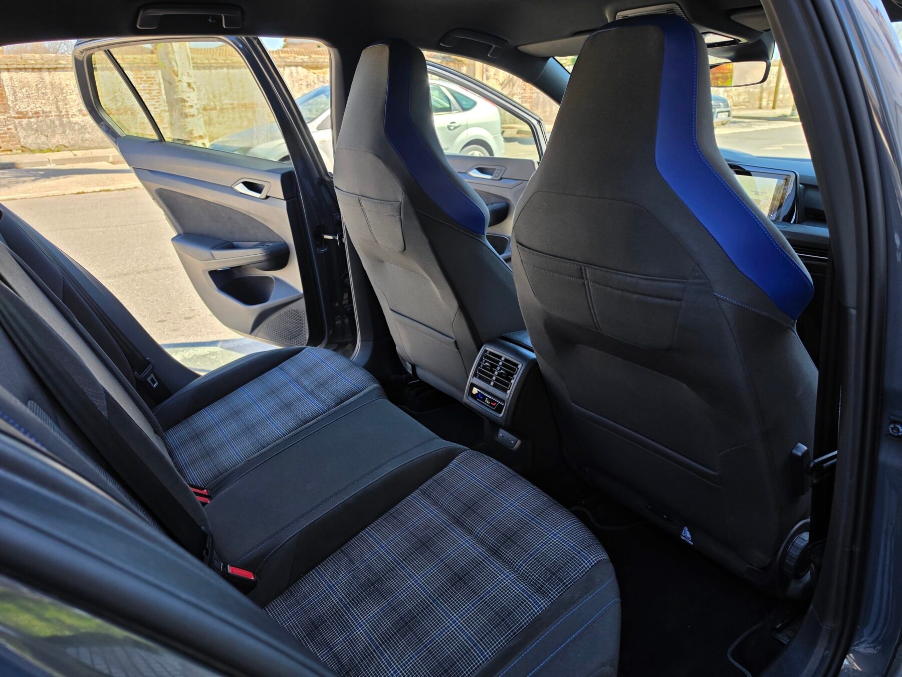 VOLKSWAGEN GOLF GTE 1.4 TSI