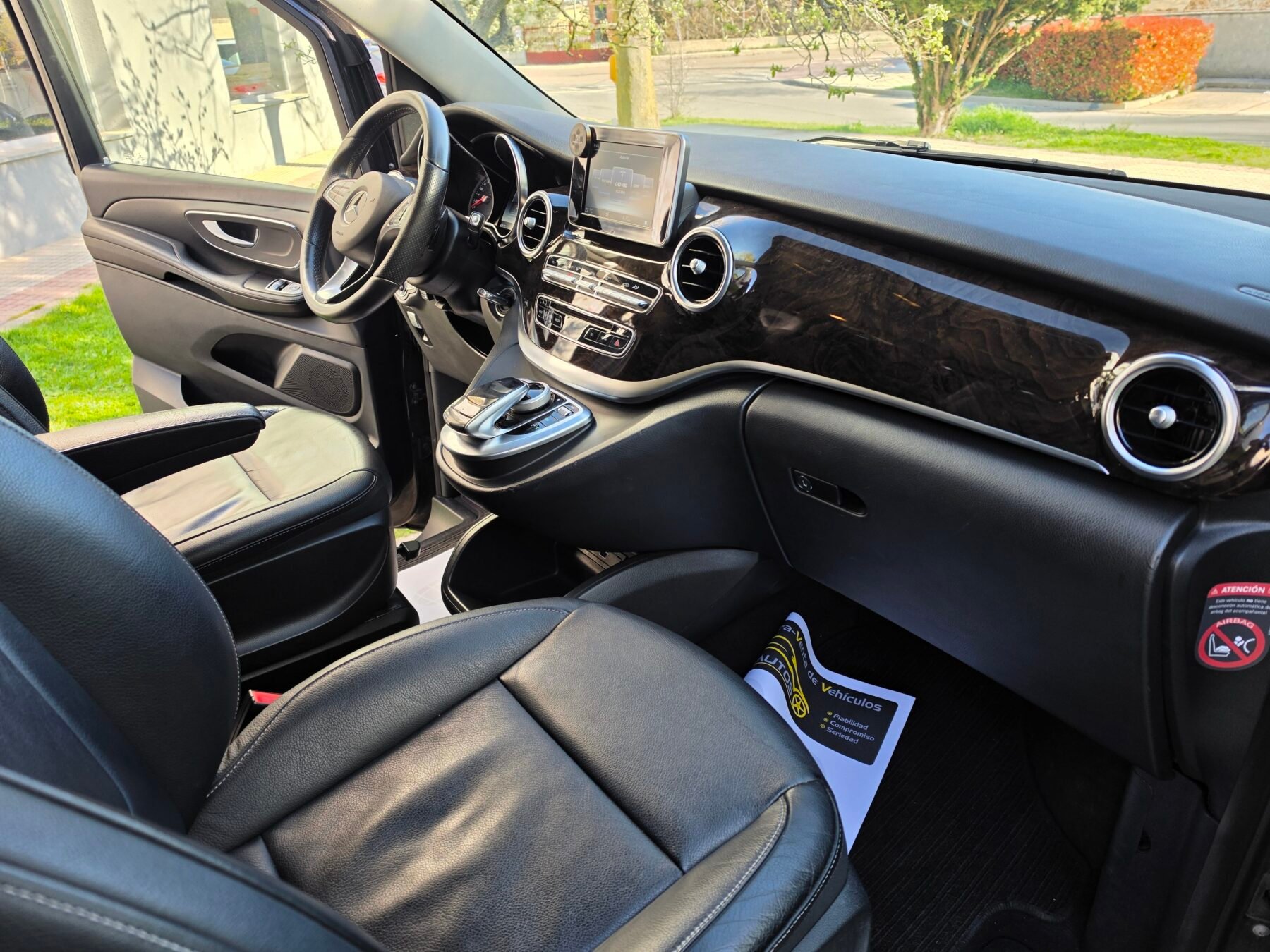 MERCEDES-BENZ CLASE V 220 D