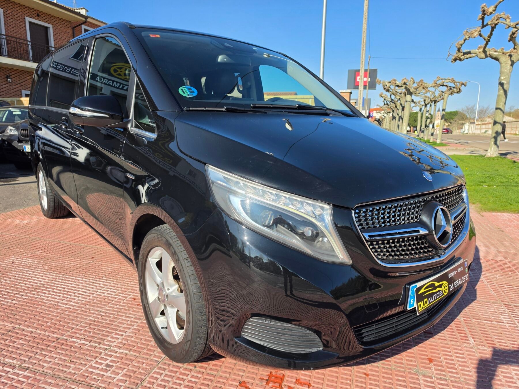 MERCEDES-BENZ CLASE V 220 D