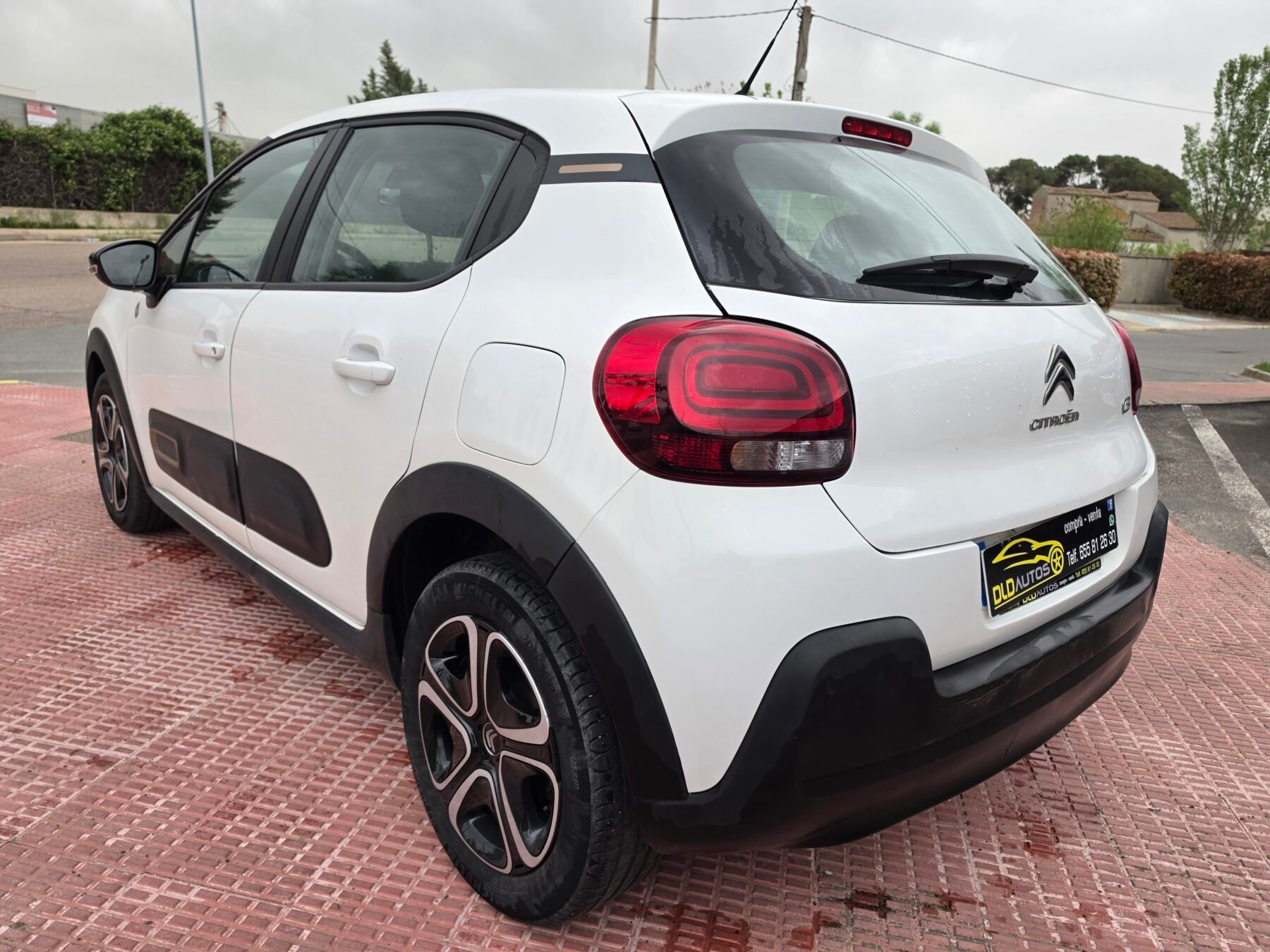 CITROEN C3 BlueHDi 75KW (100CV) S&S C-Series