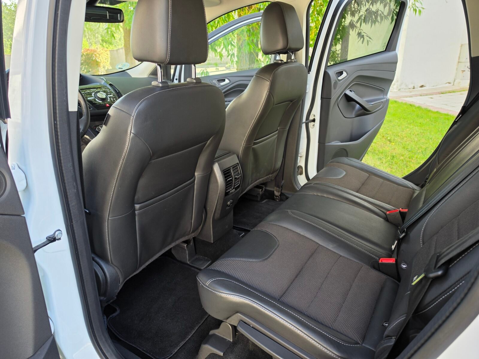 FORD Kuga 2.0 TDCI 4X4 TITANIUM