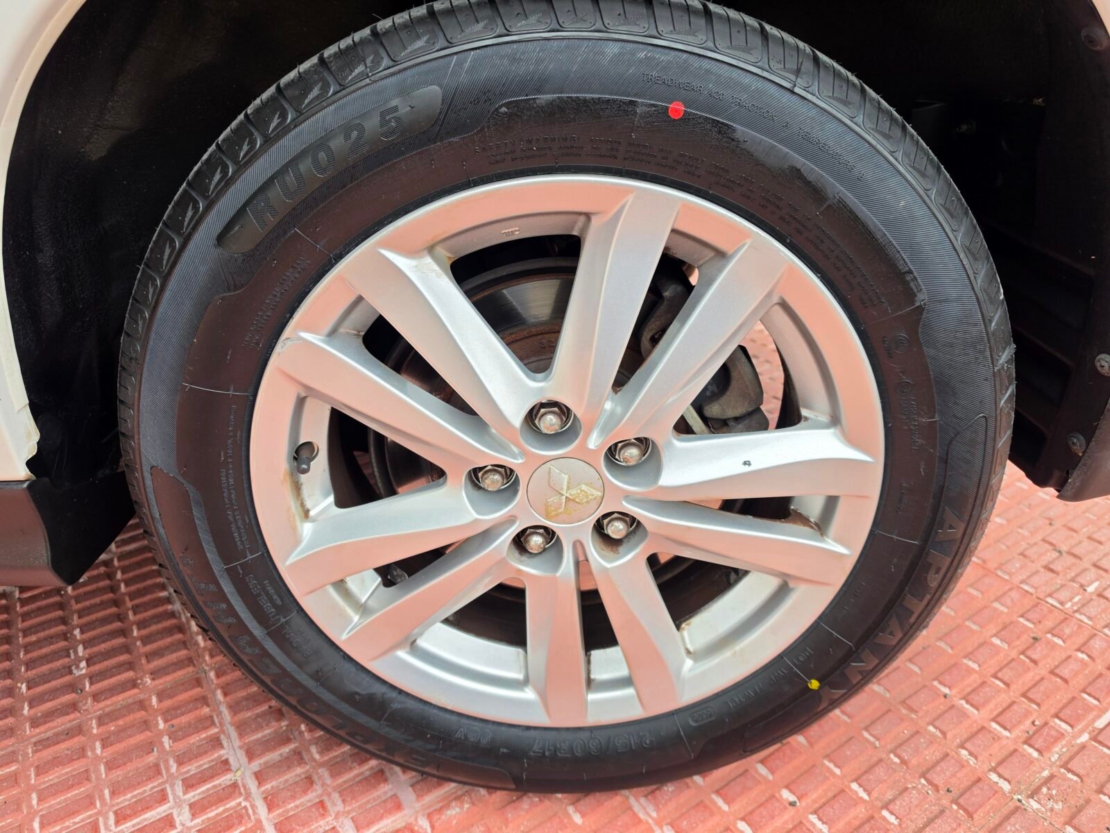 MITSUBISHI 180 MOTION