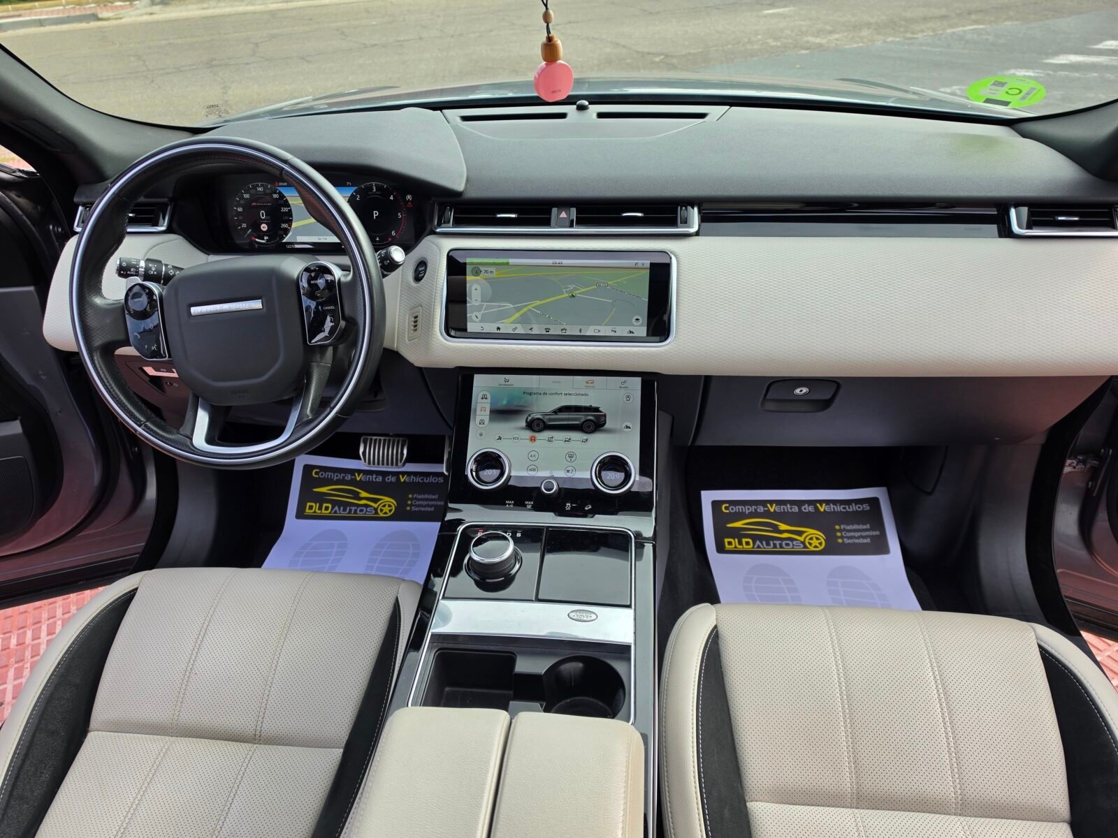 LAND-ROVER Range Rover Velar 3.0 D R DYNAMIC 