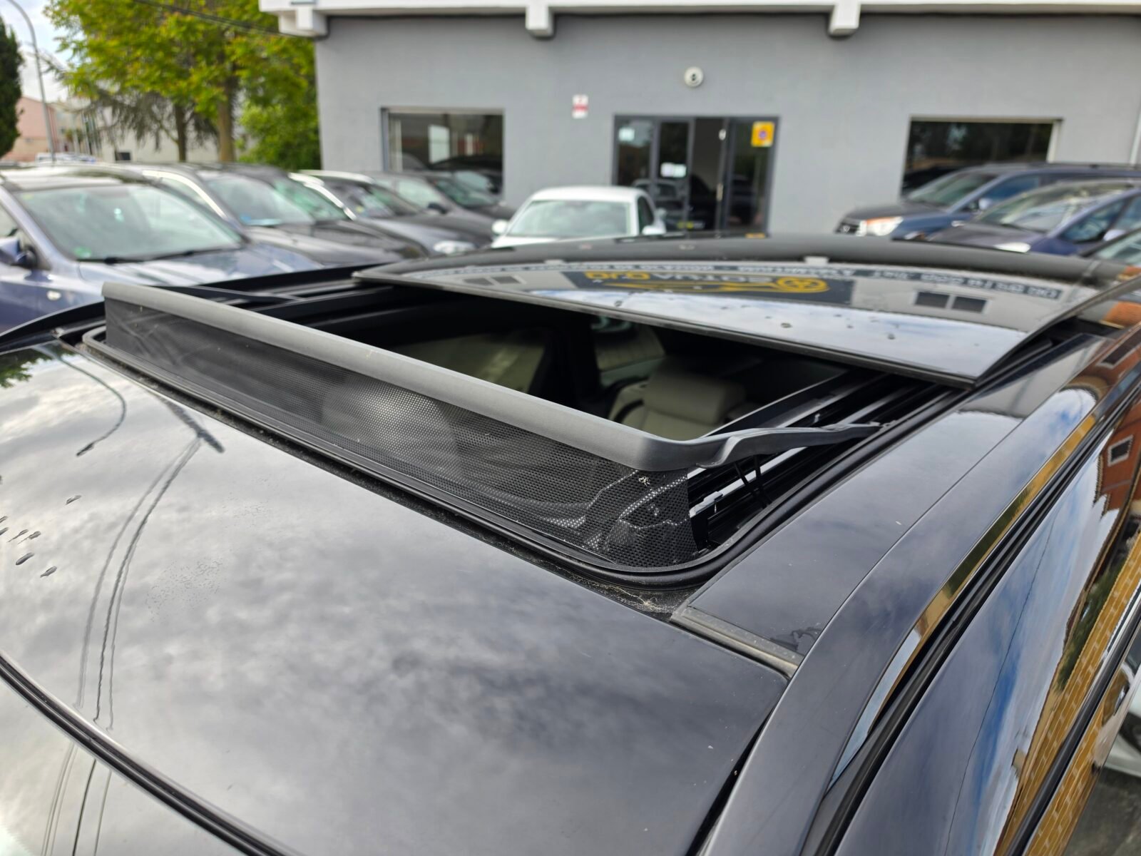 LAND-ROVER Range Rover Velar 3.0 D R DYNAMIC 