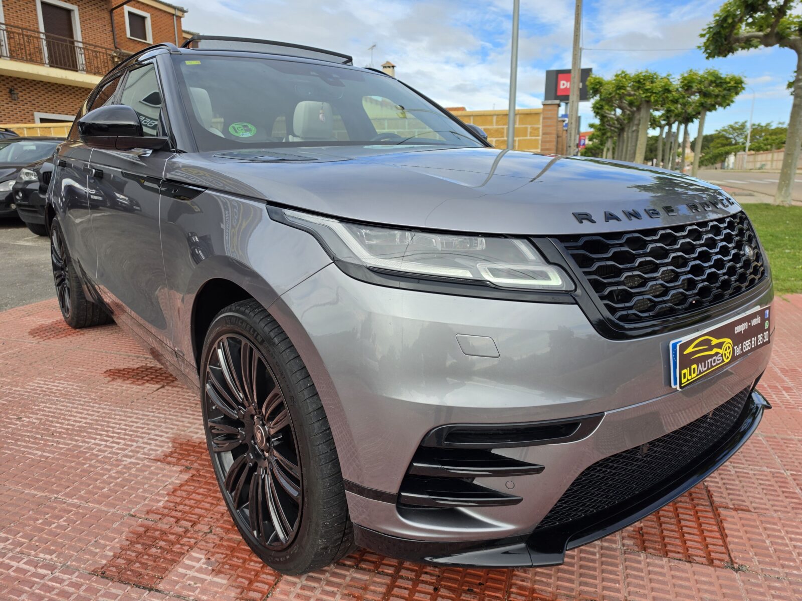 LAND-ROVER Range Rover Velar 3.0 D R DYNAMIC 