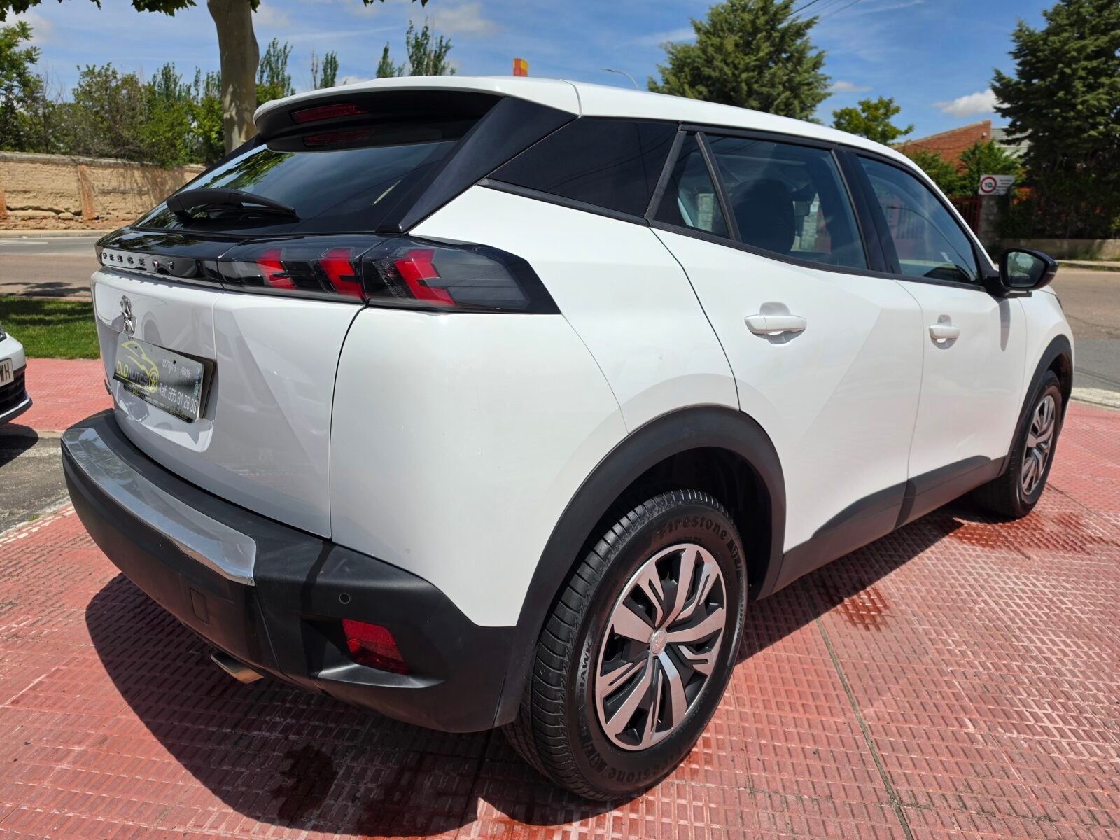 PEUGEOT 2008 Active BlueHDI 81kW (110CV) 