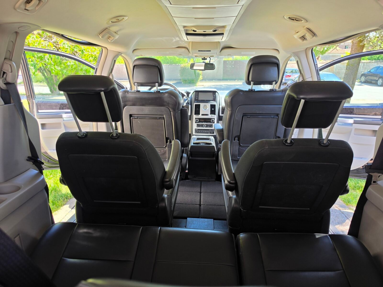 CHRYSLER GRAN VOYAGER LIMITED