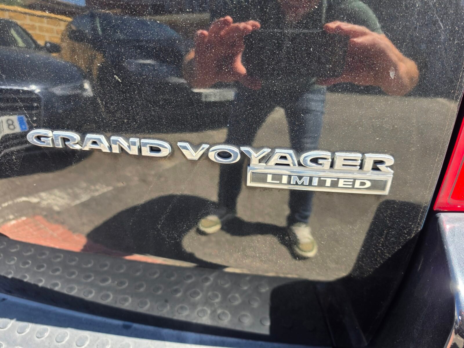 CHRYSLER GRAN VOYAGER LIMITED