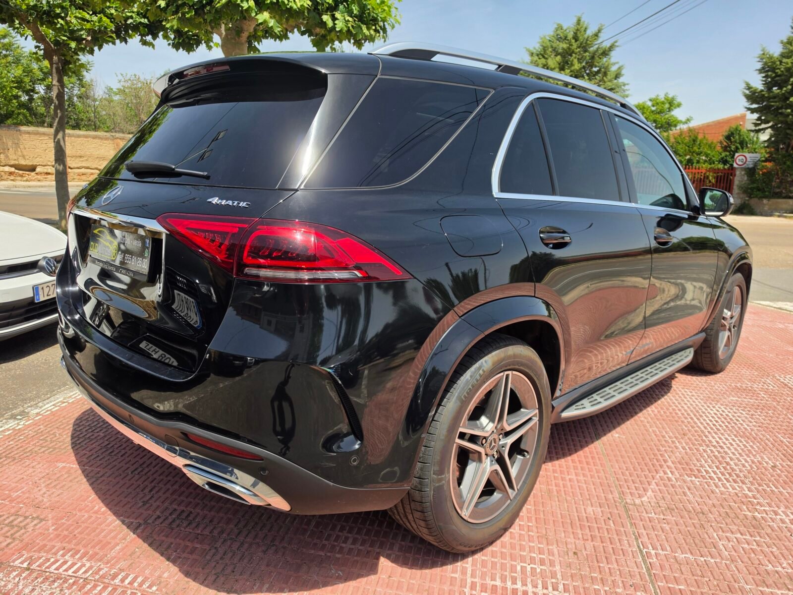 MERCEDES-BENZ GLE 300 D AMG 4 MATIC