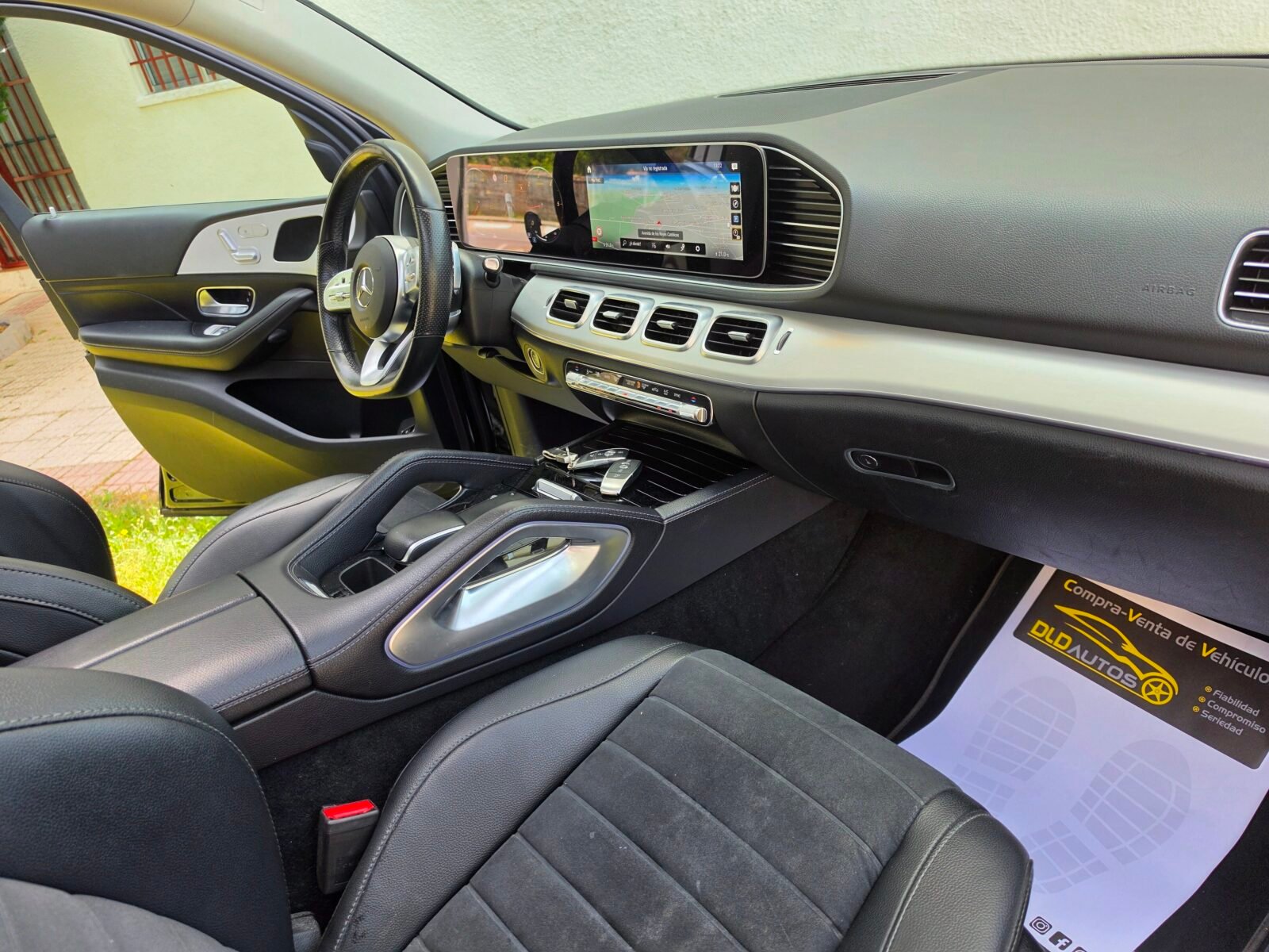 MERCEDES-BENZ GLE 300 D AMG 4 MATIC
