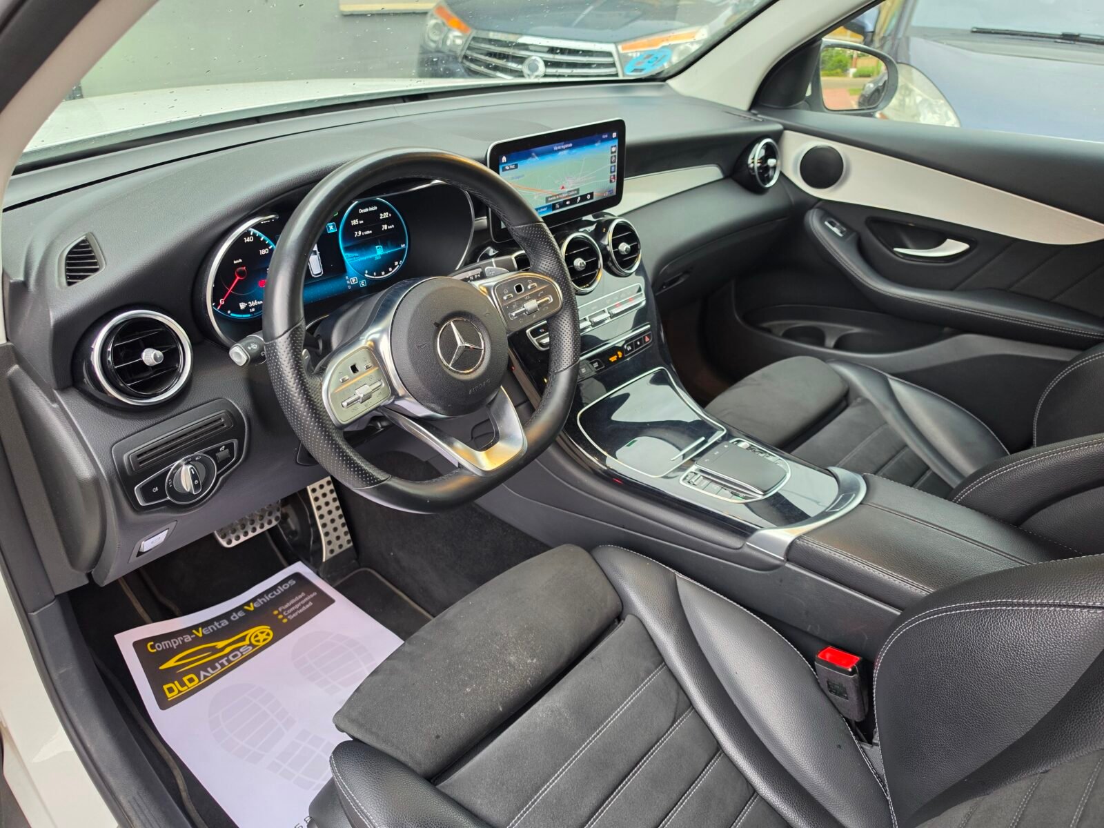 MERCEDES-BENZ GLC 200D AMG 4 MATIC