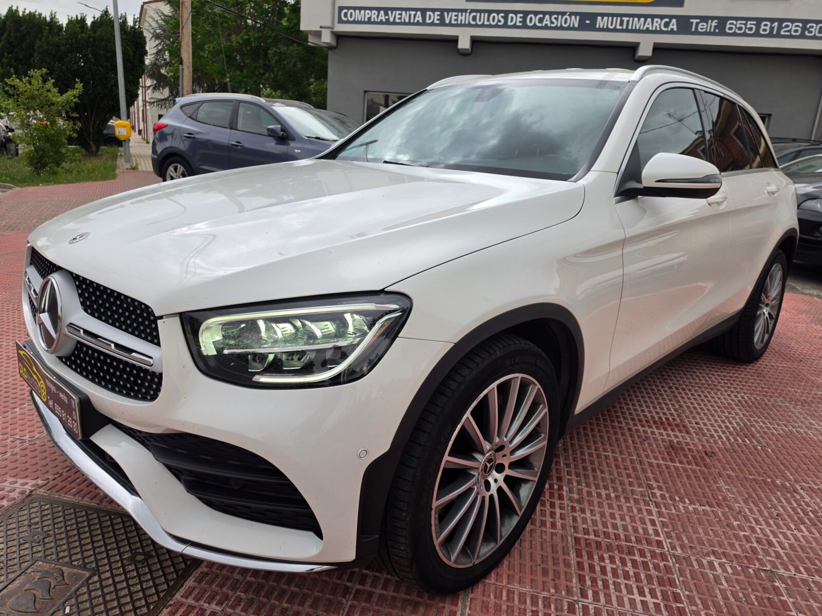 MERCEDES-BENZ GLC 200D AMG 4 MATIC