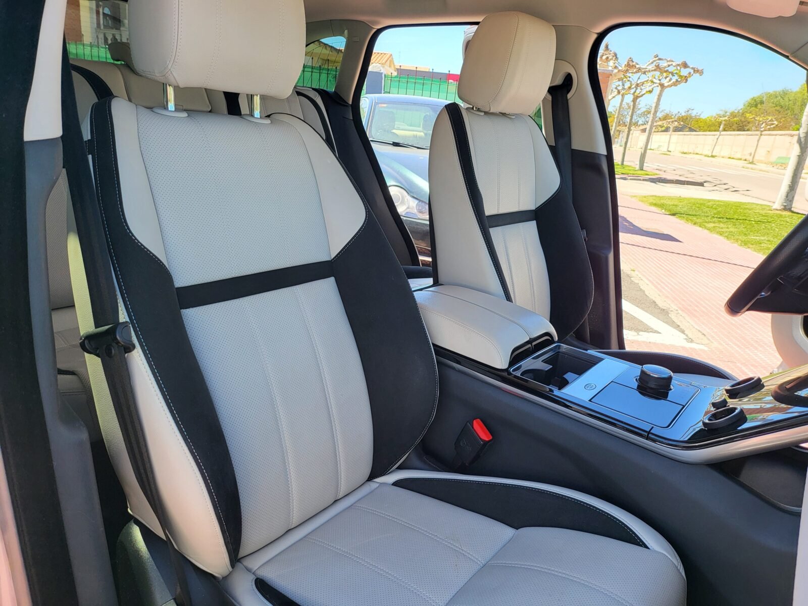 LAND-ROVER Range Rover Velar 2.0