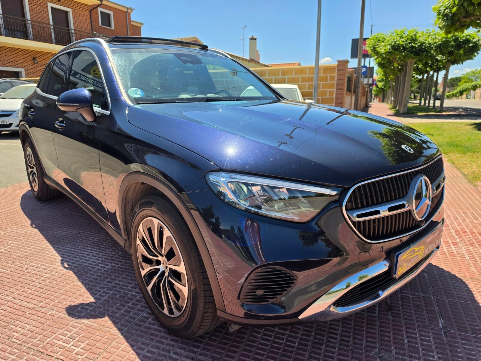 MERCEDES-BENZ GLC 220 D 4 MATIC