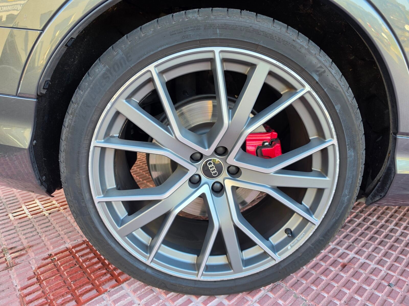 AUDI Q7 60 TFSI E S LINE