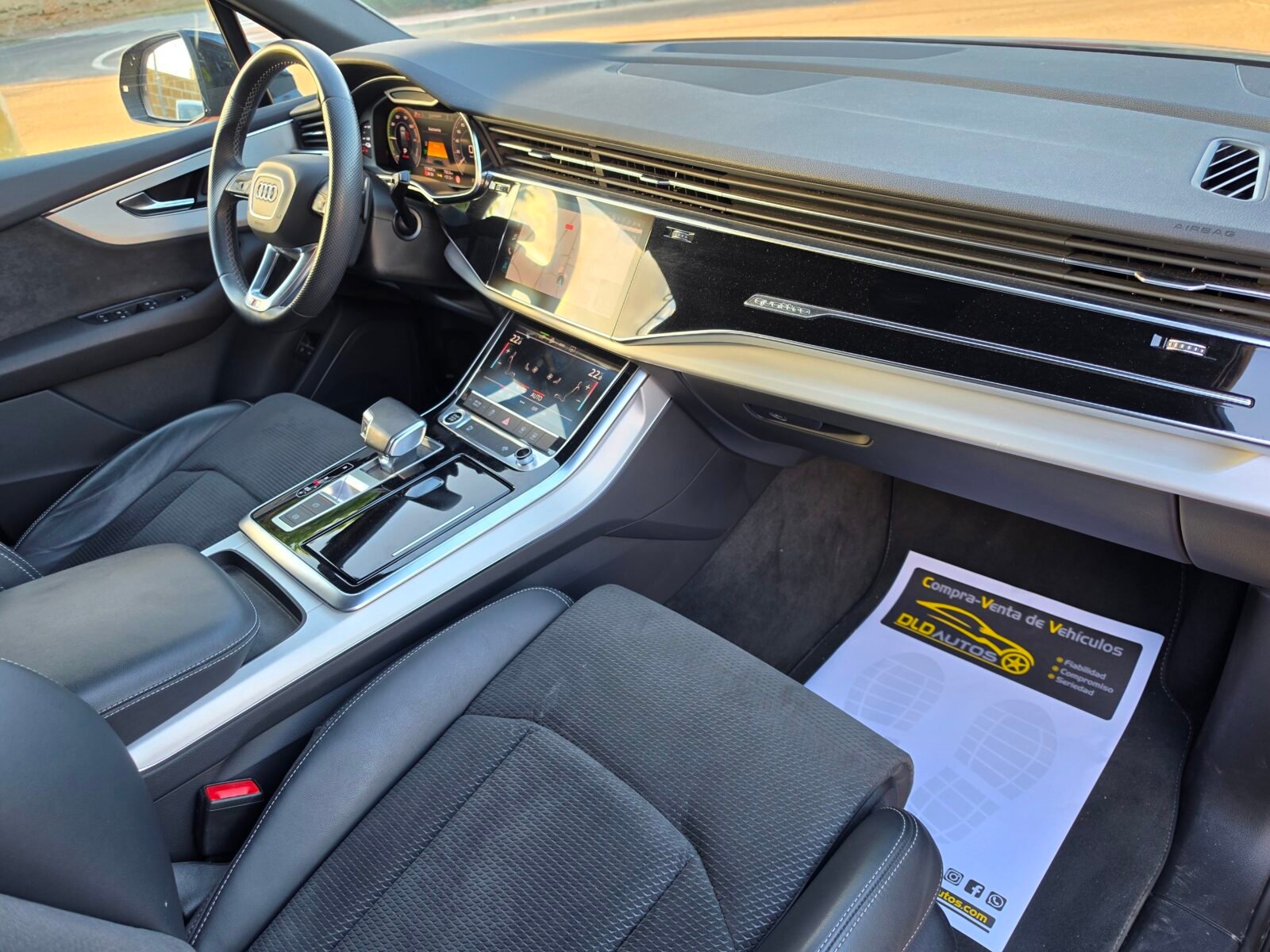AUDI Q7 60 TFSI E S LINE