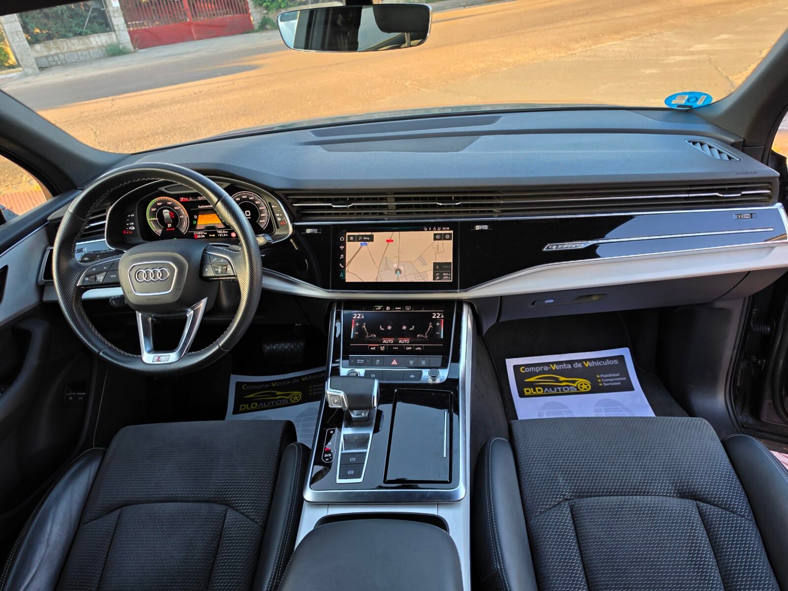 AUDI Q7 60 TFSI E S LINE