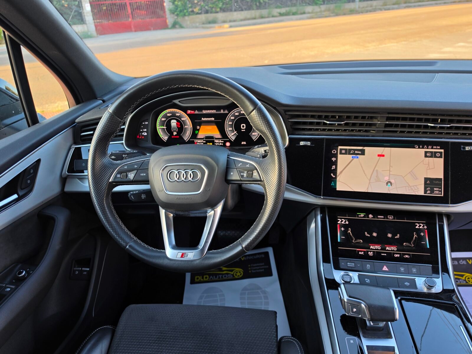 AUDI Q7 60 TFSI E S LINE