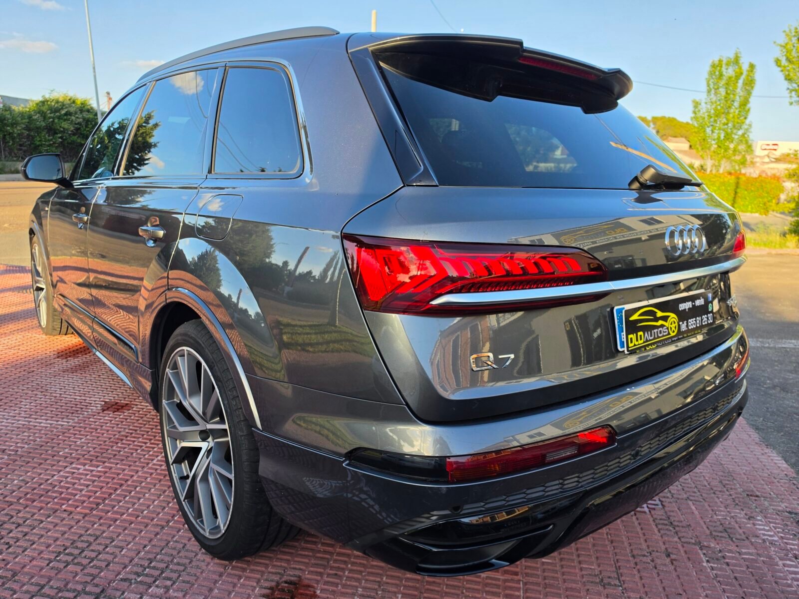 AUDI Q7 60 TFSI E S LINE