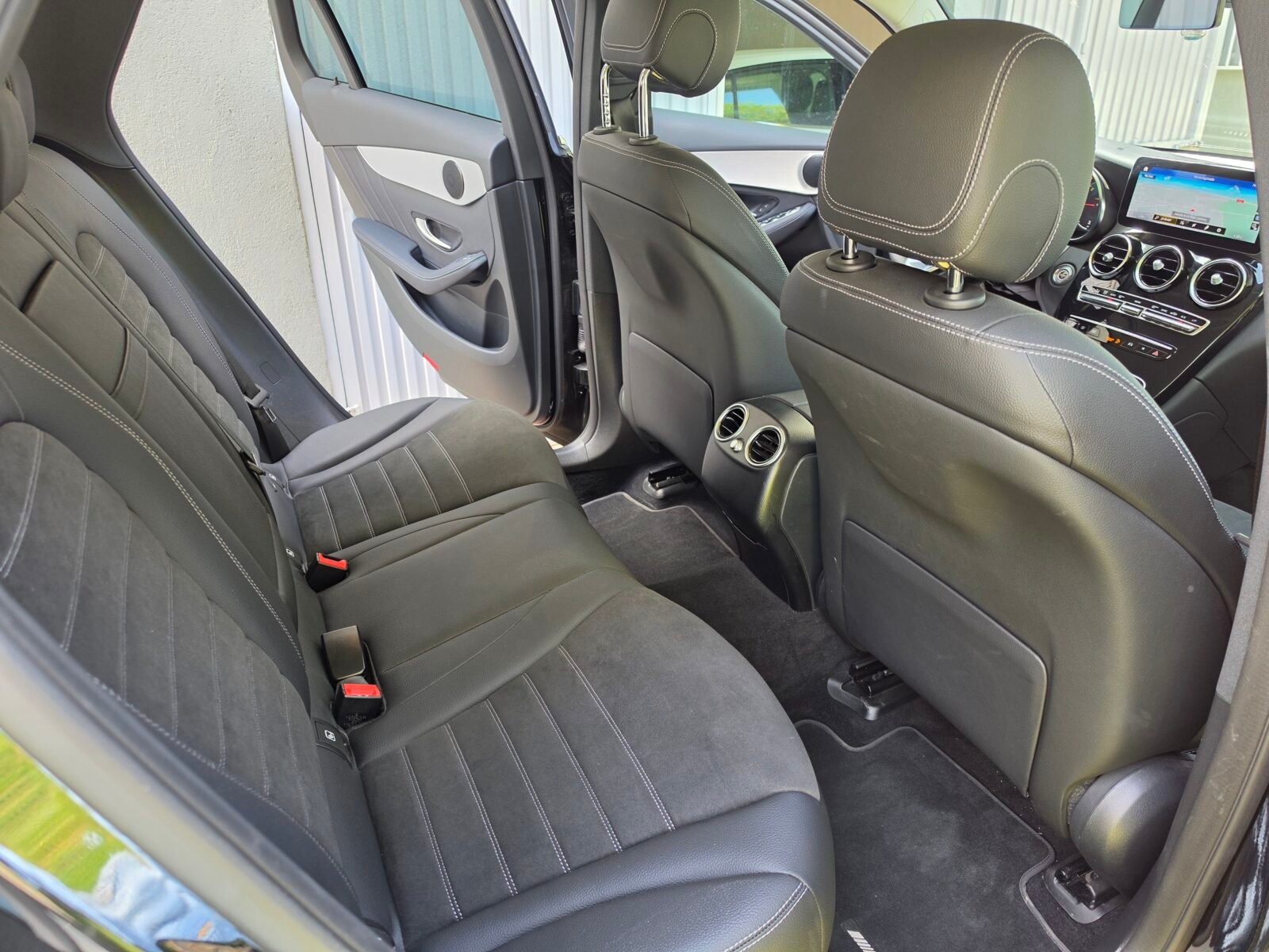 MERCEDES-BENZ GLC 220D AMG 4 MATIC