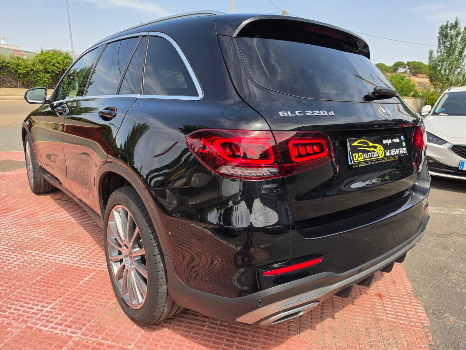 MERCEDES-BENZ GLC 220D AMG 4 MATIC
