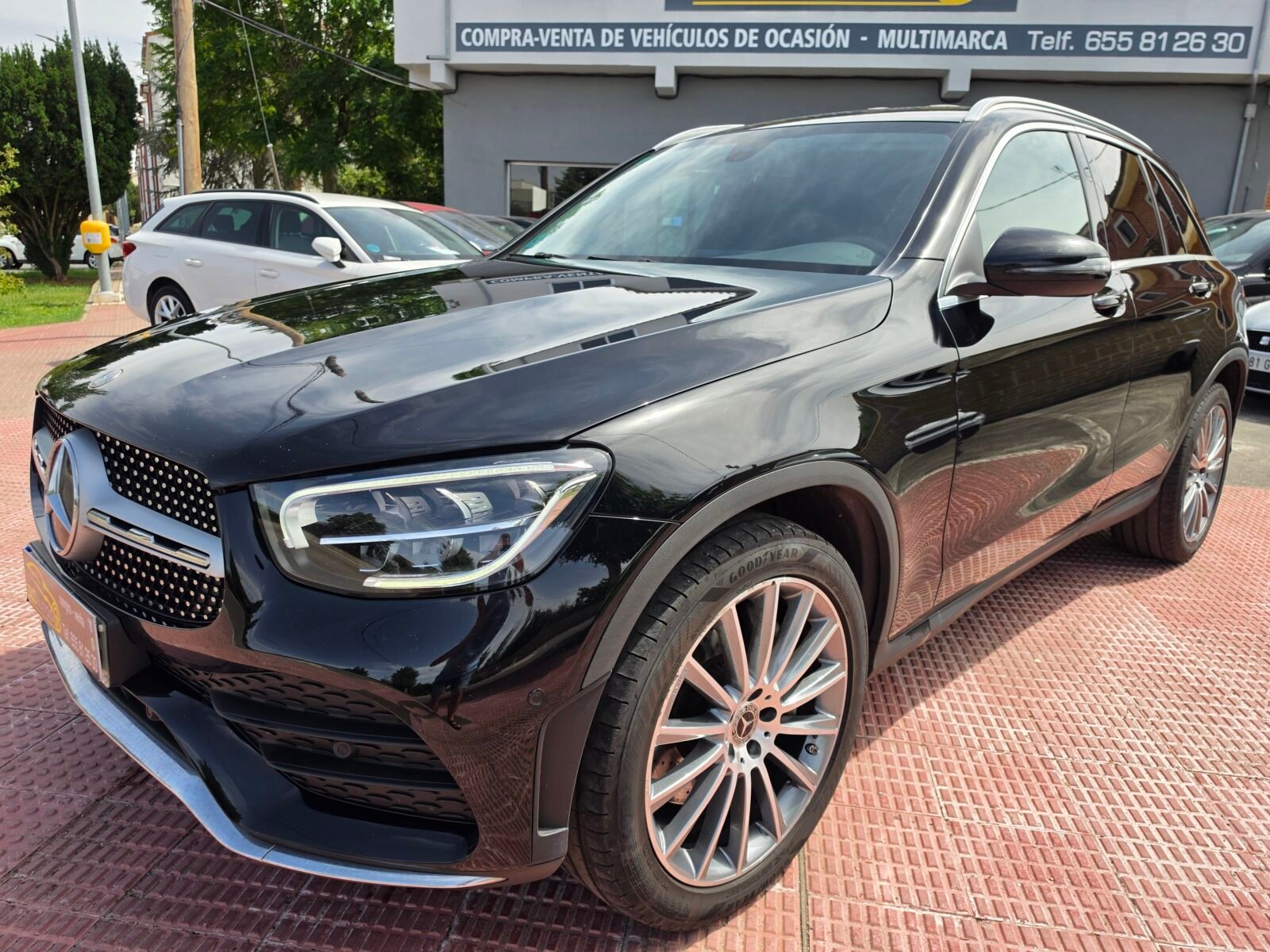 MERCEDES-BENZ GLC 220D AMG 4 MATIC