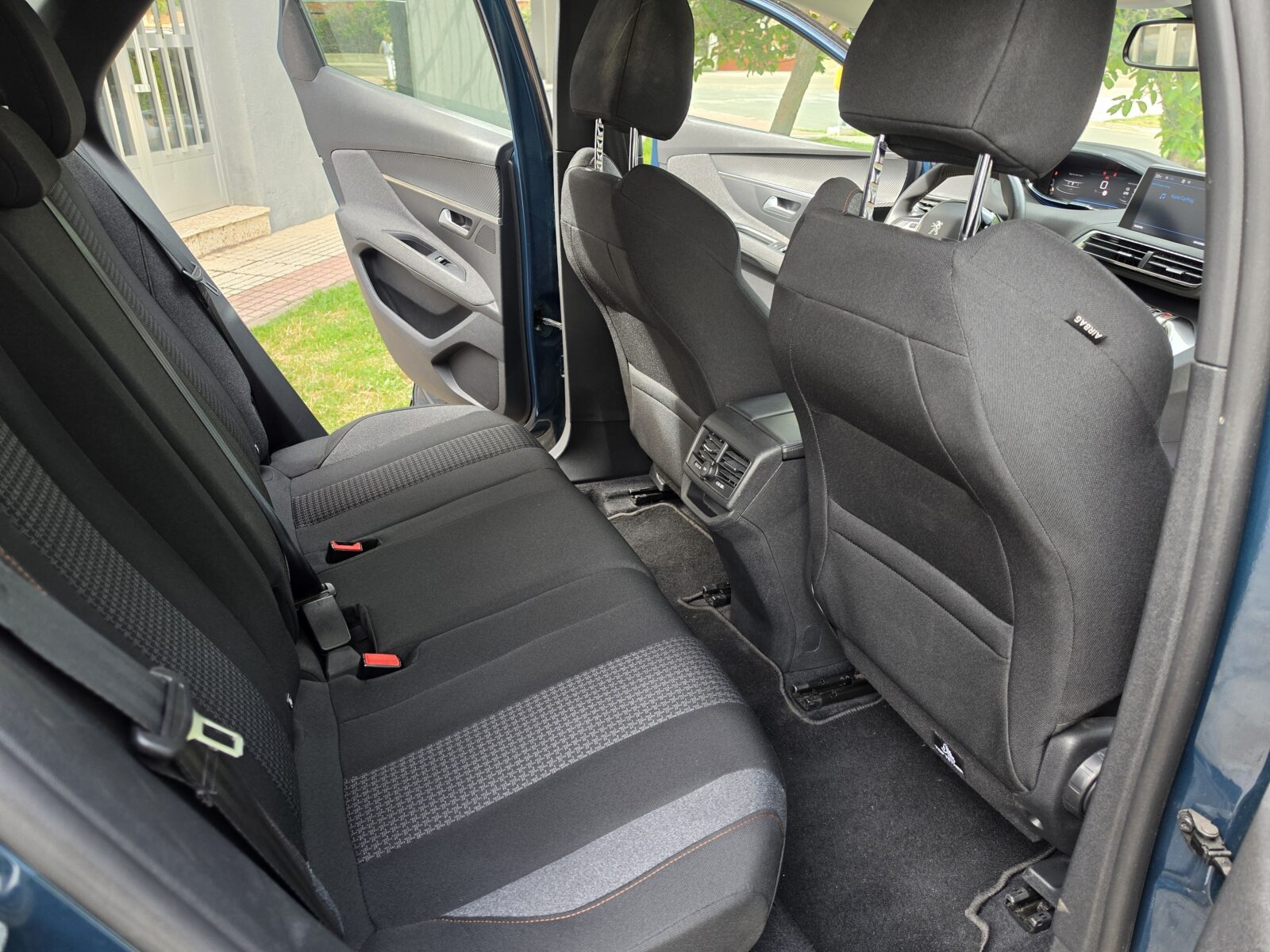 PEUGEOT 3008 1.5 BLUEHDI ACTIVE PACK 