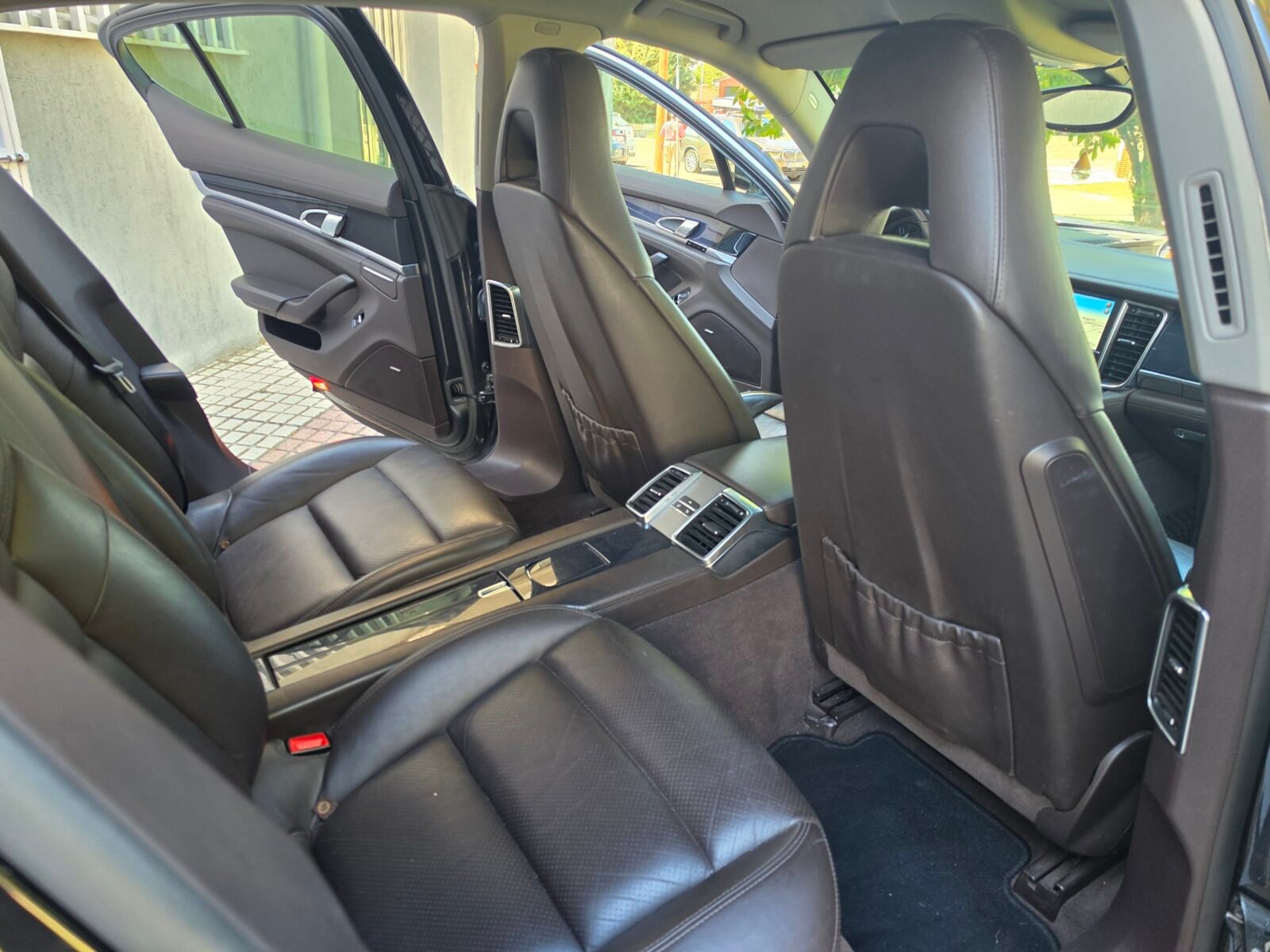 PORSCHE Panamera 4S