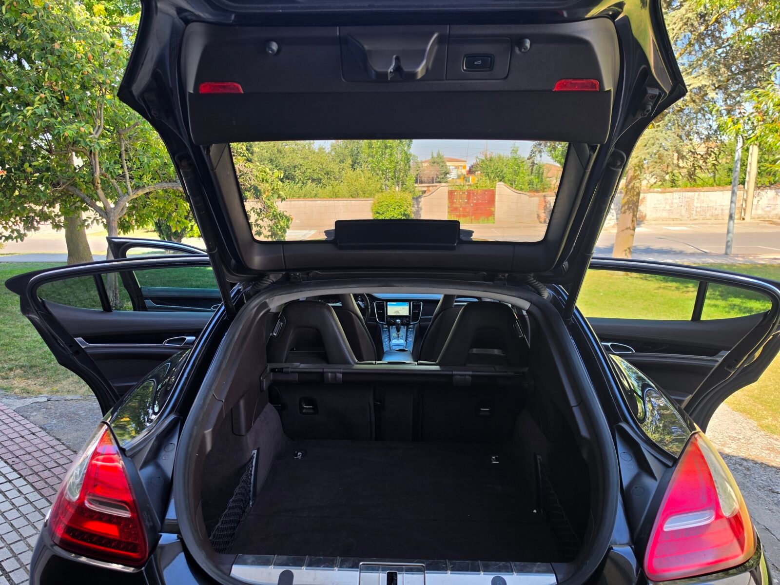 PORSCHE Panamera 4S