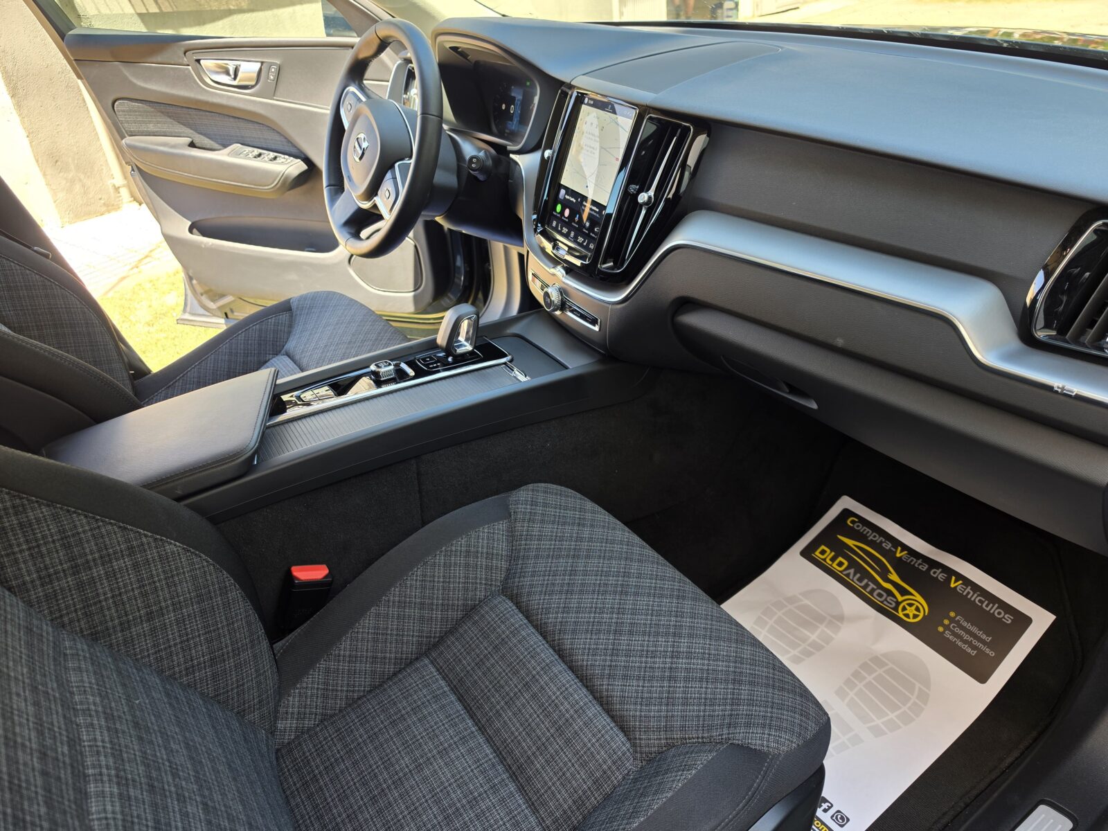 VOLVO XC60 B4 D CORE AUTO