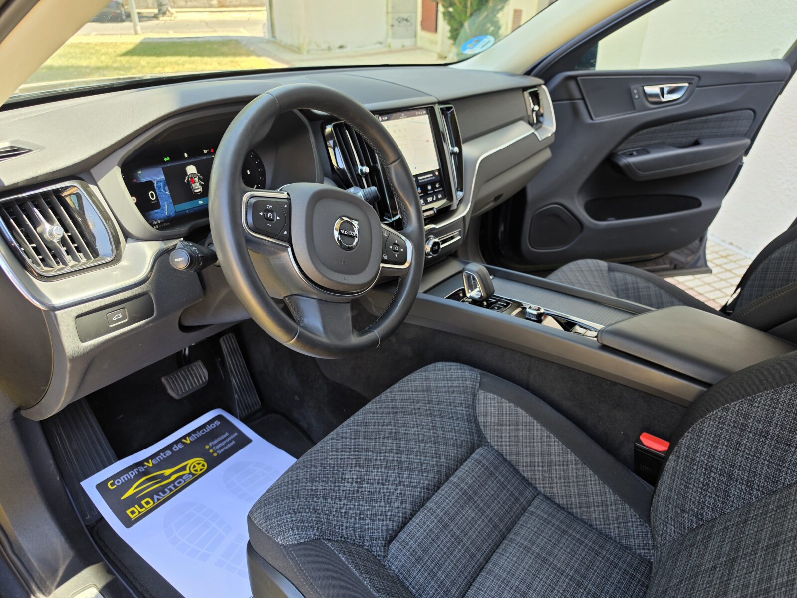 VOLVO XC60 B4 D CORE AUTO