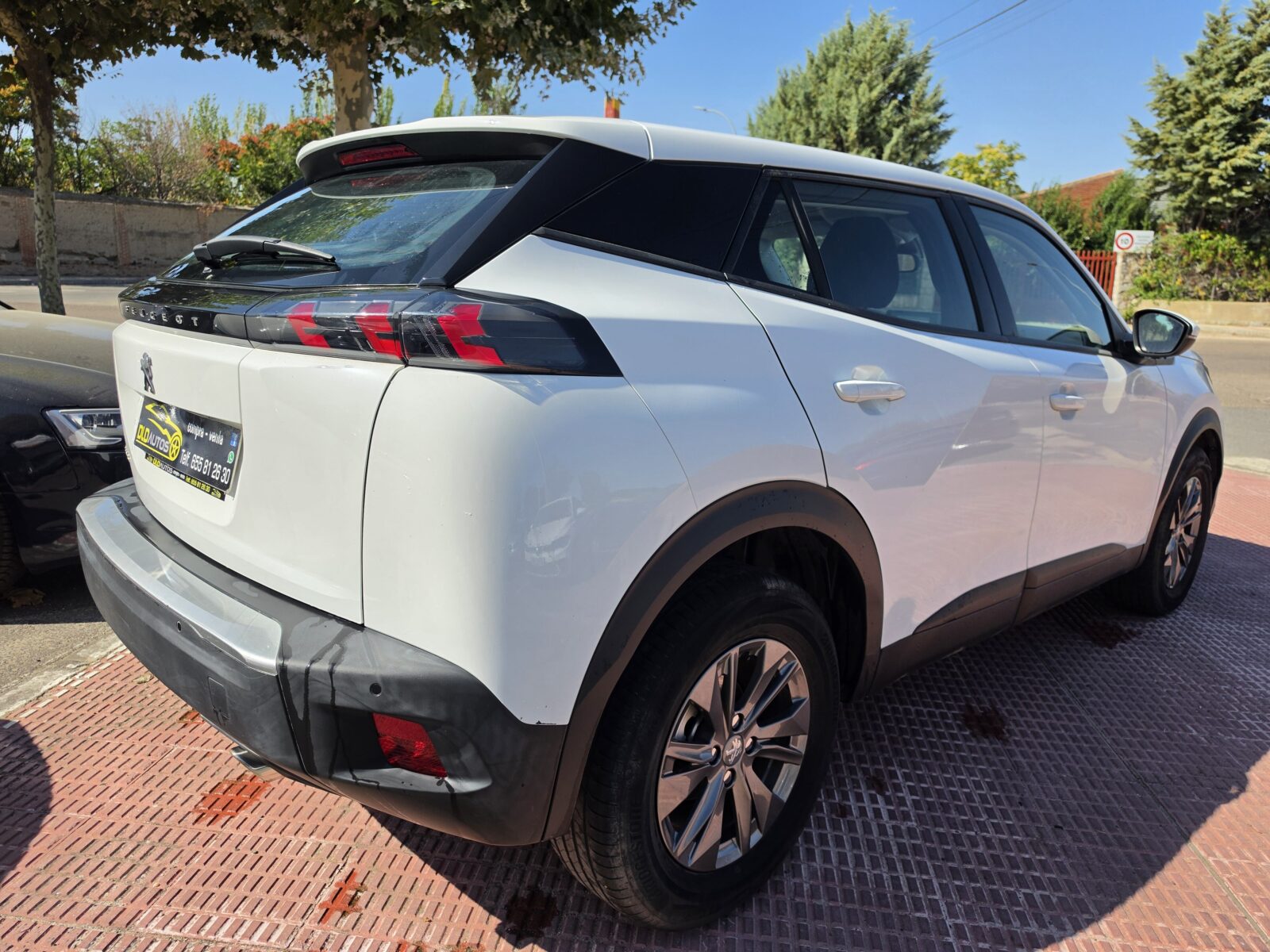 PEUGEOT 2008 Active BlueHDI 81kW (110CV) 