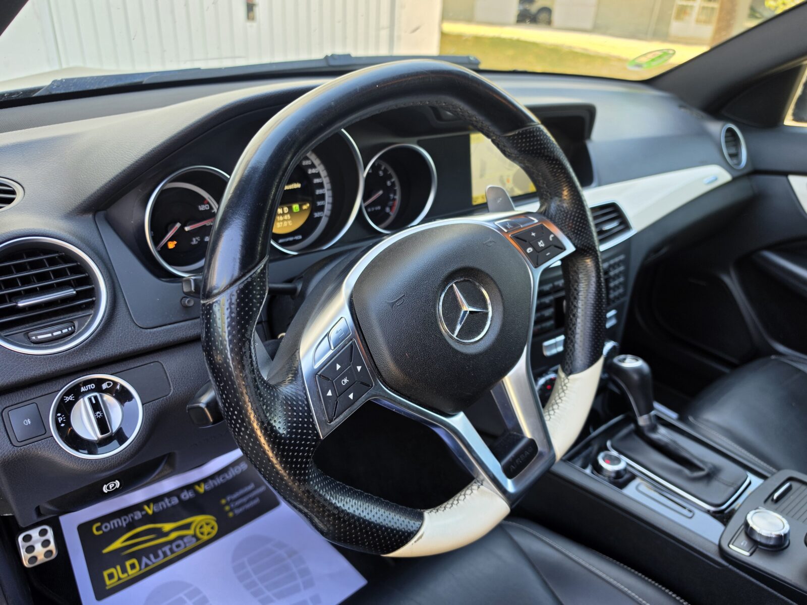 MERCEDES-BENZ C COUPE 63 AMG V8