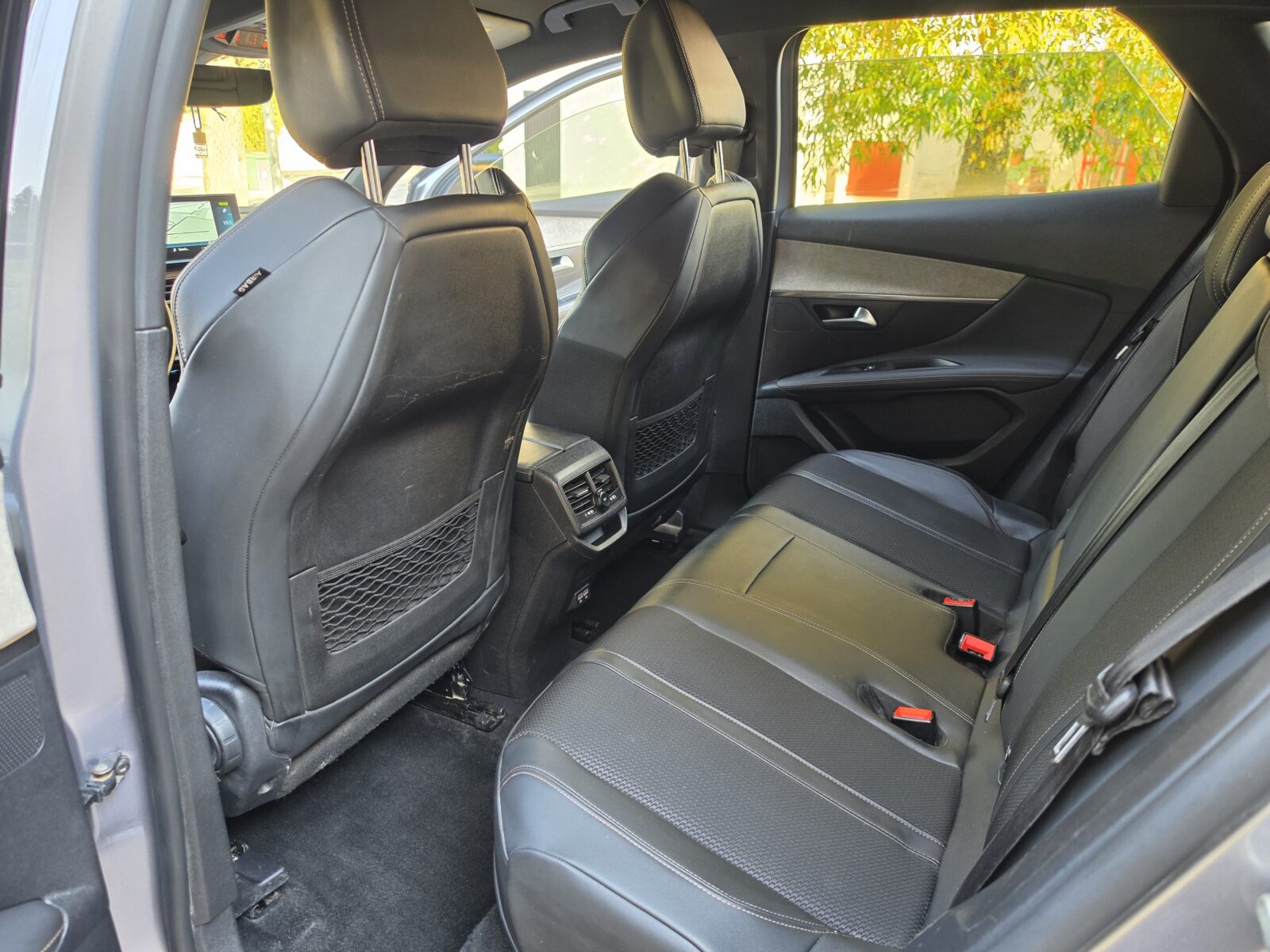 PEUGEOT 3008 300 e-EAT8 GT