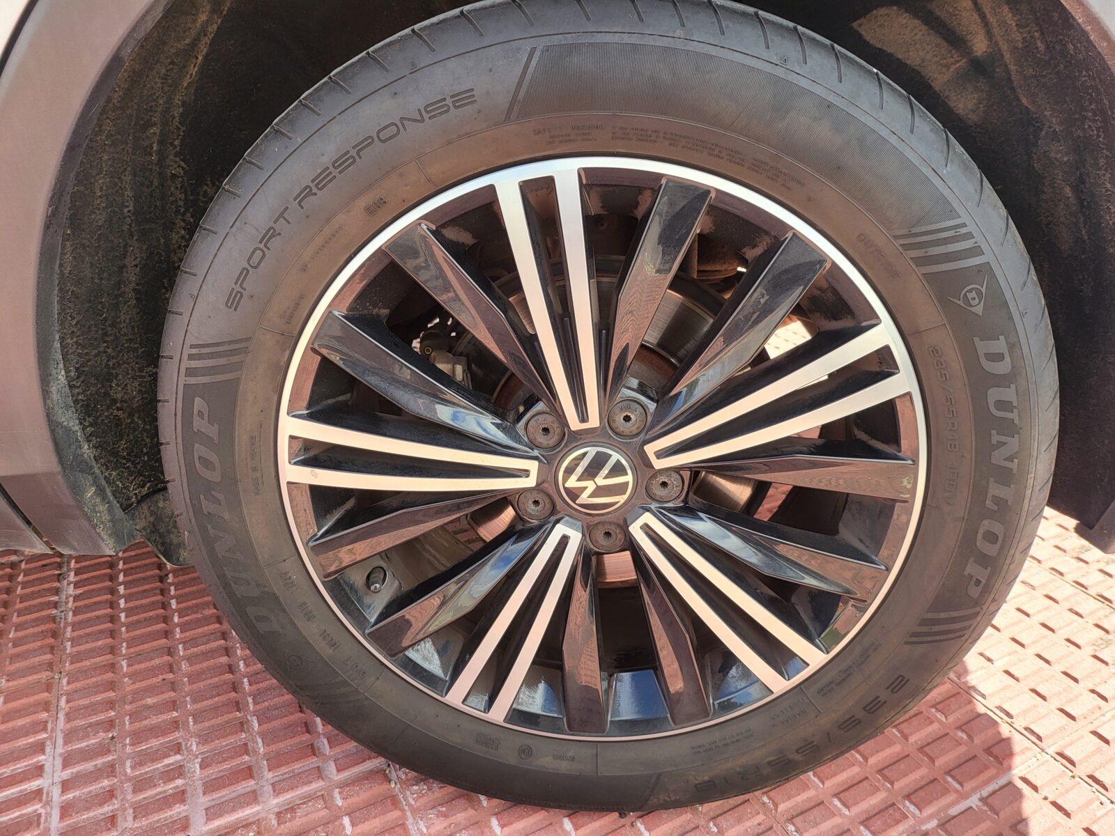 VOLKSWAGEN TIGUAN 2.0 TDI LIFE DSG