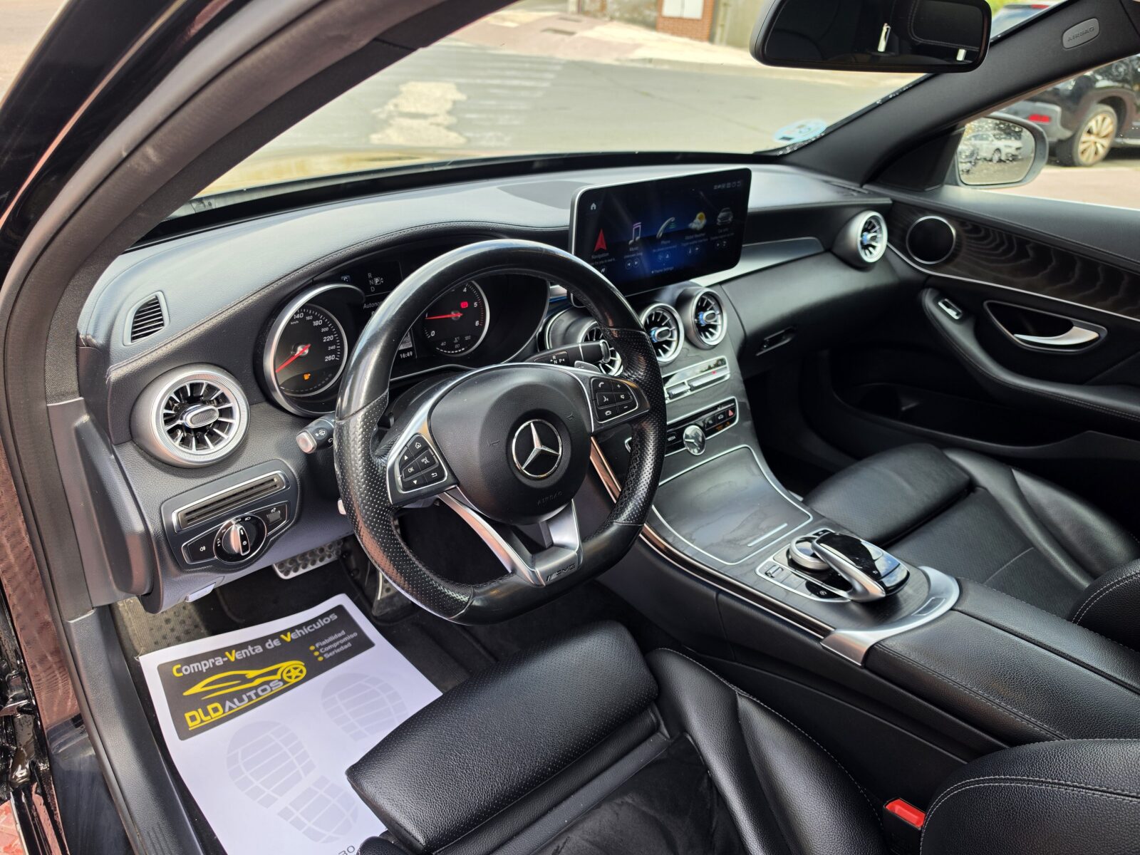 MERCEDES-BENZ CLASE C 200 CDI AMG