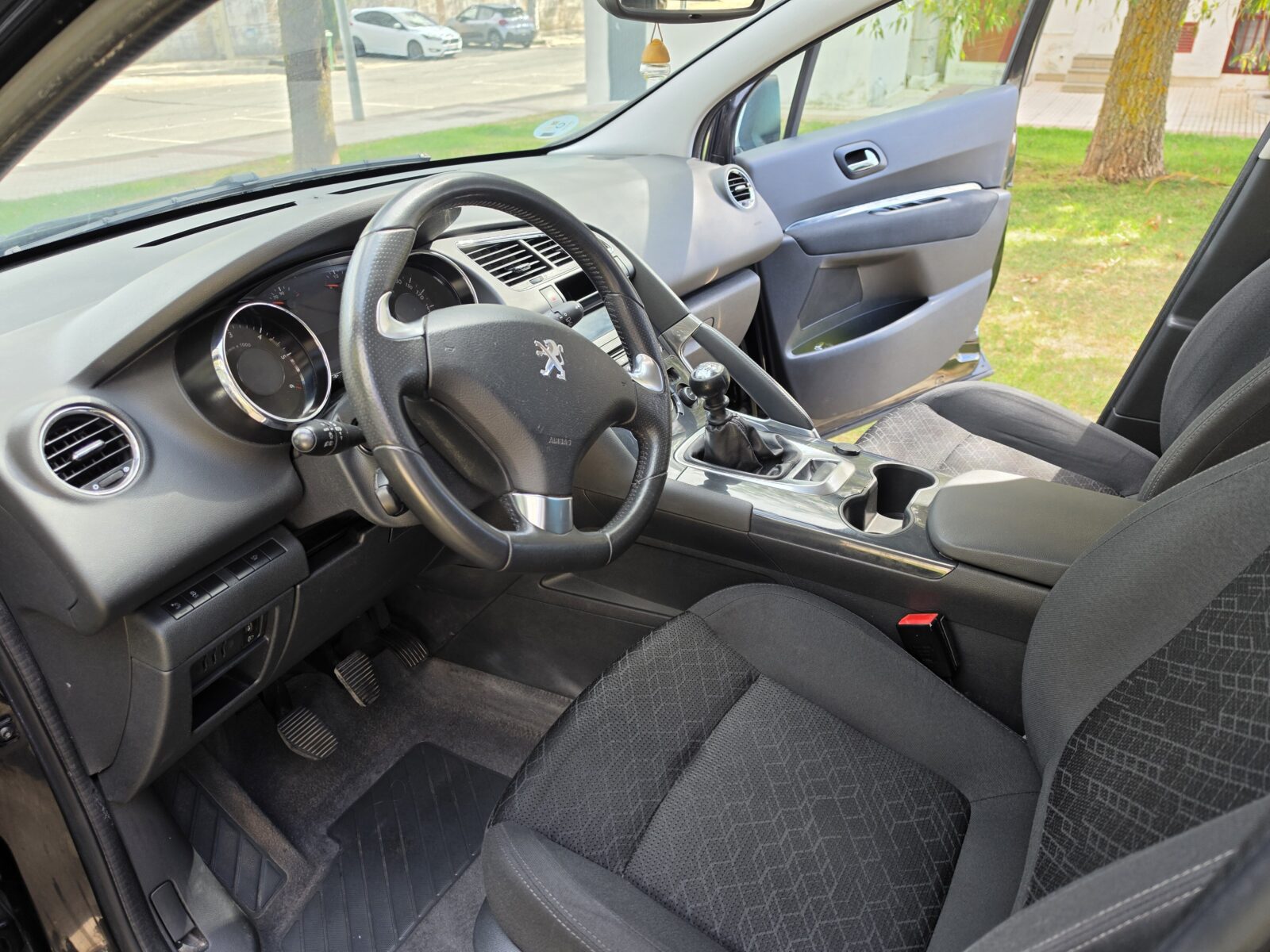 PEUGEOT 3008 1.6 BLUEHDI