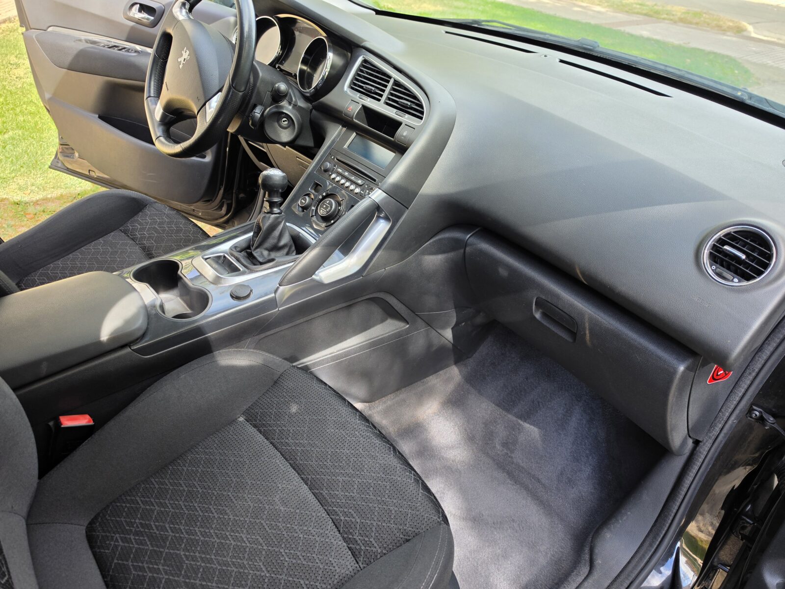 PEUGEOT 3008 1.6 BLUEHDI